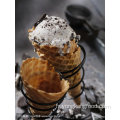 Beaux cônes de crème glacée croquante